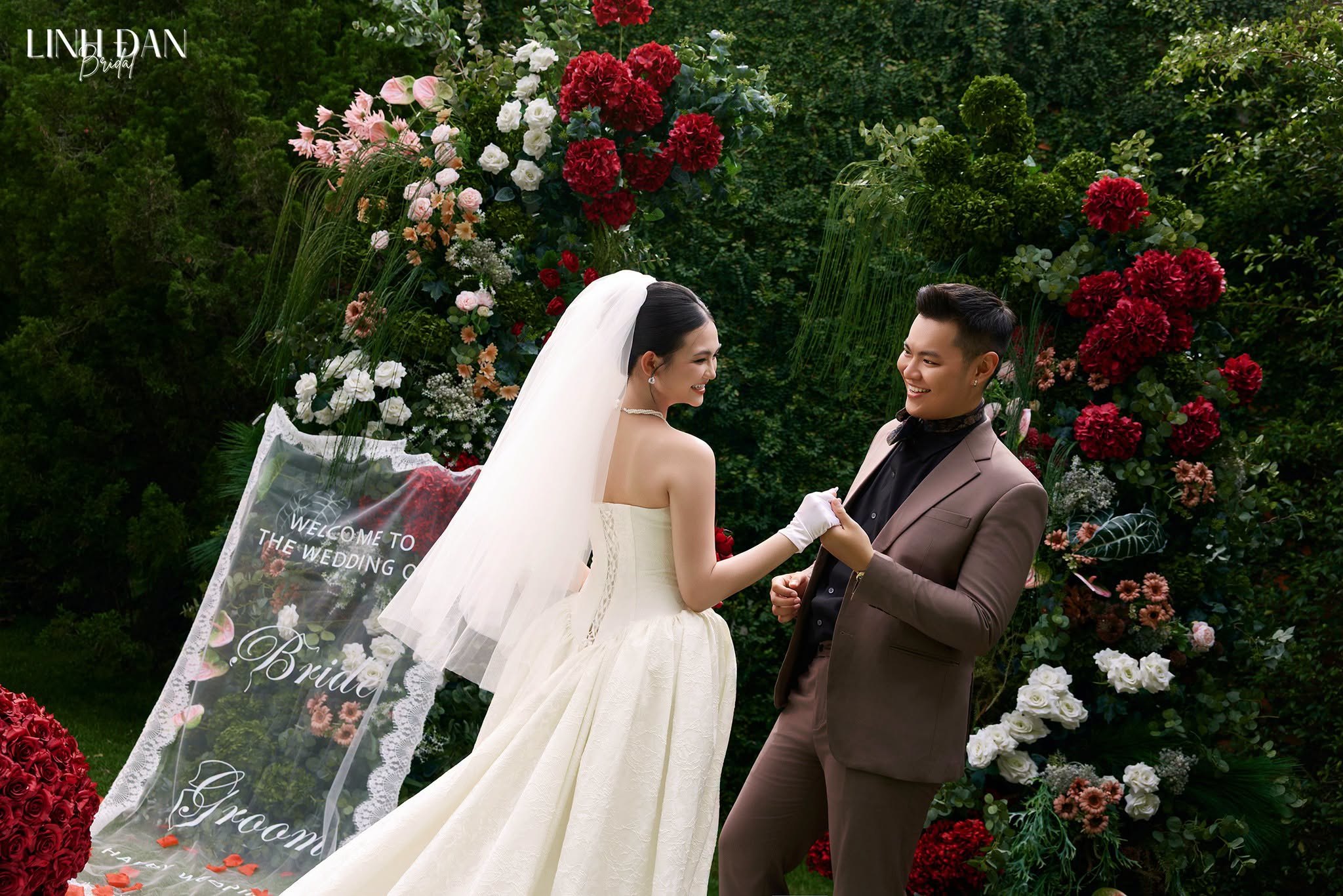 Lời Thì Thầm Của Biển & Nụ Cười Chung Đôi - ảnh 2